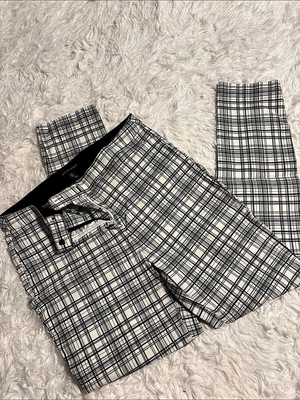 Adrienne Vittadini Plaid Trousers in White & Black Size 8 Like New